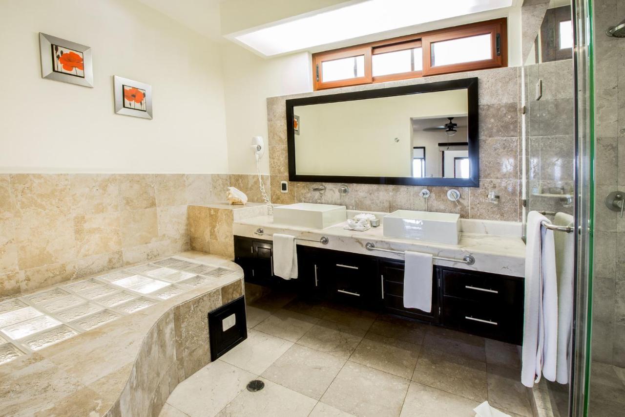 El Faro 302 Coral Penthouse